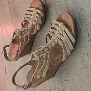 Elegant Beige Wedge Sandals